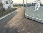 南側道路（幅員4ｍ、隅切りあり）東側より撮影